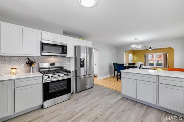 1802 Switzer Avenue, St Louis, MO 63147