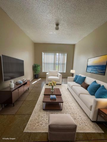 560 BRISTOL CIRCLE, Kissimmee, FL 34758