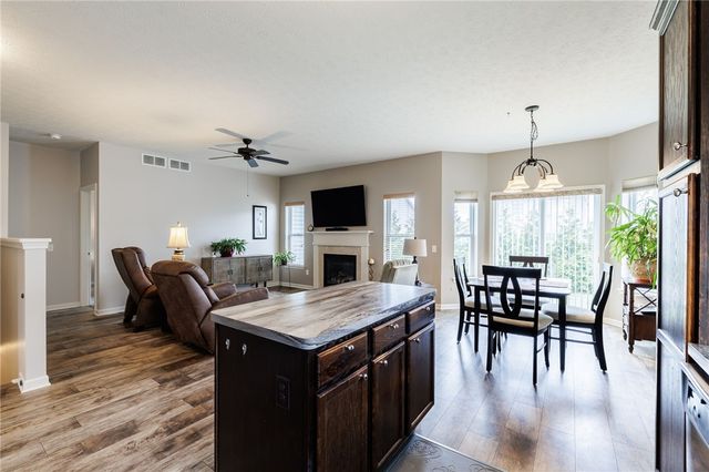 81 Falkirk Place, Greece, NY 14612