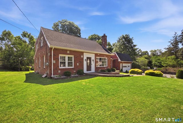 65 Sidehill Road, Hamden, CT 06517