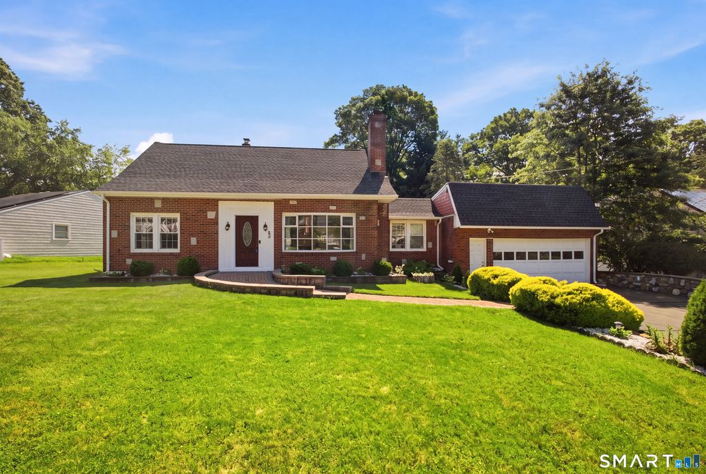 65 Sidehill Road, Hamden, CT 06517