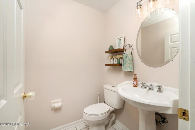 124 Bobbi'S Terrace, Plumsted, NJ 08533
