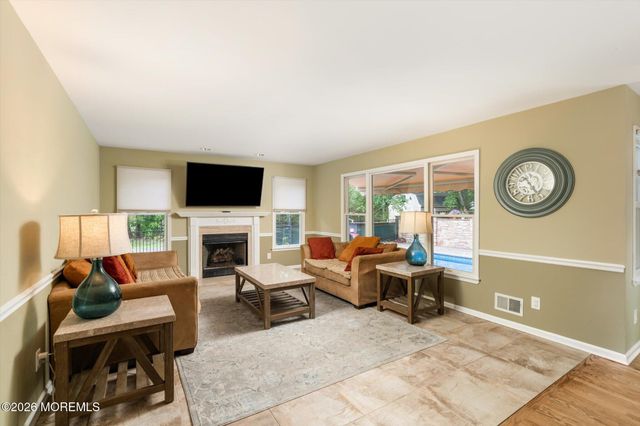 124 Bobbi'S Terrace, Plumsted, NJ 08533