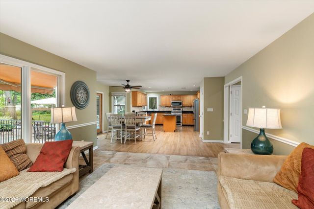 124 Bobbi'S Terrace, Plumsted, NJ 08533