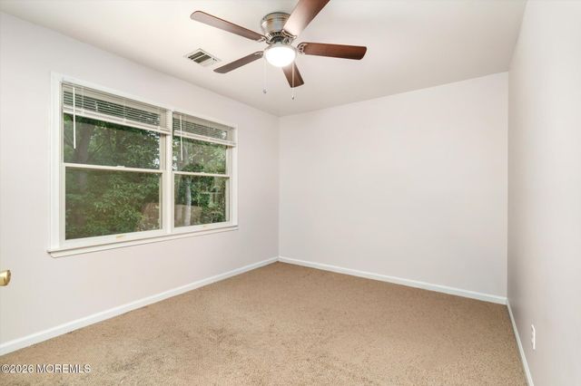 124 Bobbi'S Terrace, Plumsted, NJ 08533