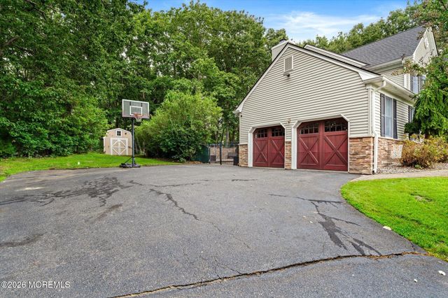 124 Bobbi'S Terrace, Plumsted, NJ 08533