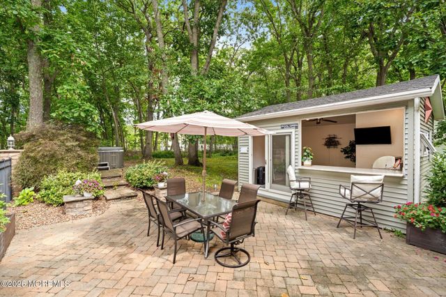 124 Bobbi'S Terrace, Plumsted, NJ 08533