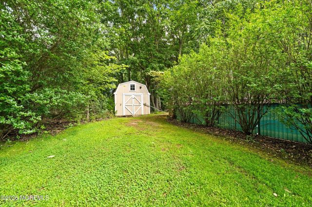 124 Bobbi'S Terrace, Plumsted, NJ 08533