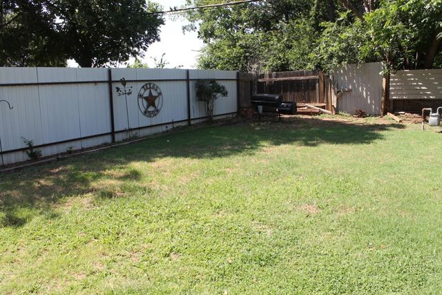4820 BIG BEND DRIVE, Wichita Falls, TX 76310