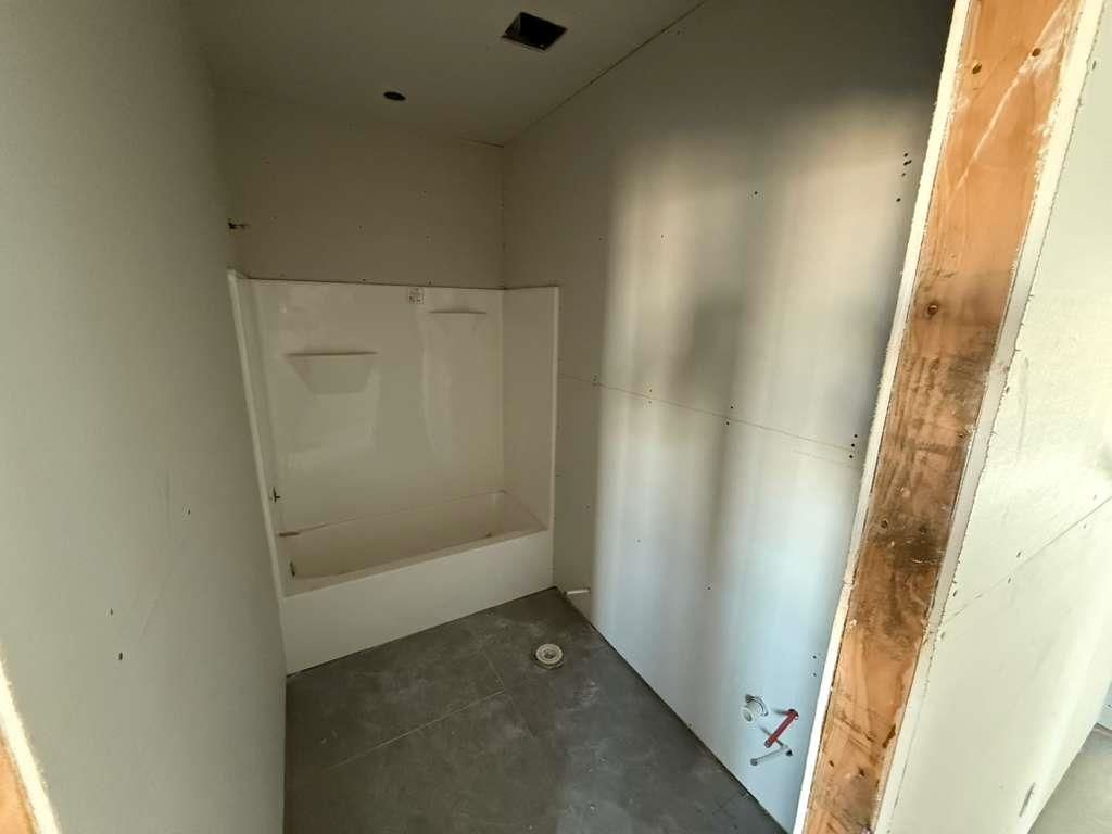 5085 N Toben Dr