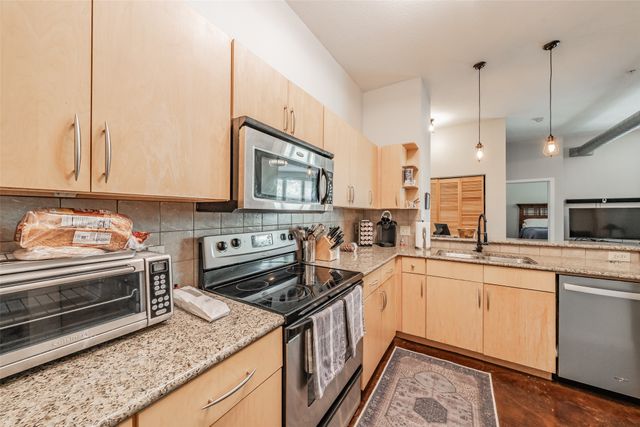 201 W Lancaster Avenue 203, Fort Worth, TX 76102