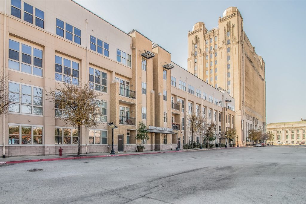 201 W Lancaster Avenue 203, Fort Worth, TX 76102