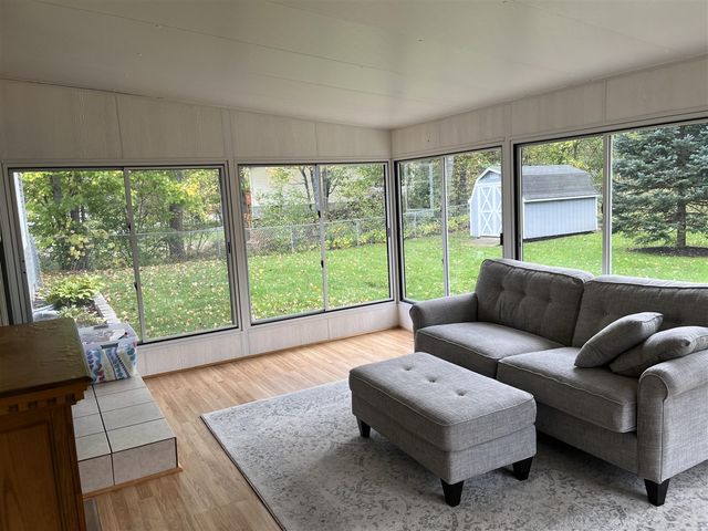 1570 Fawn Lake Drive, West Branch, MI 48661