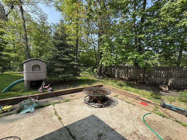 1570 Fawn Lake Drive, West Branch, MI 48661