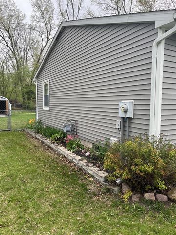 1570 Fawn Lake Drive, West Branch, MI 48661