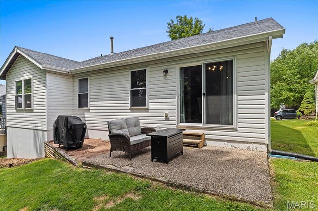 329 Crescent Avenue, Valley Park, MO 63088