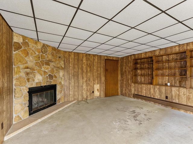 306 Fenway TERRACE, Manitowoc, WI 54220