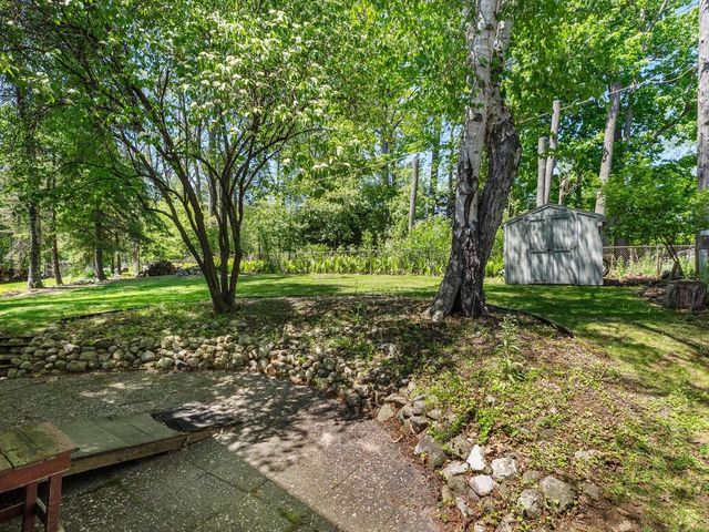 306 Fenway TERRACE, Manitowoc, WI 54220