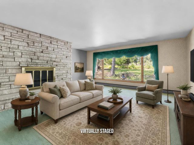 306 Fenway TERRACE, Manitowoc, WI 54220