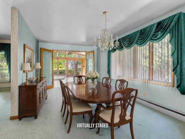 306 Fenway TERRACE, Manitowoc, WI 54220