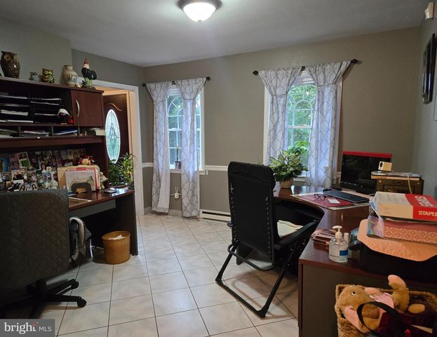 3526 TURNBERRY DR, Chambersburg, PA 17202