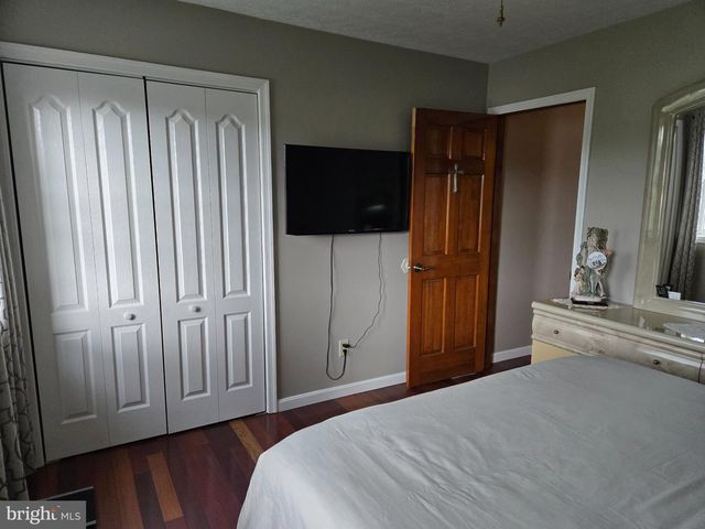 3526 TURNBERRY DR, Chambersburg, PA 17202
