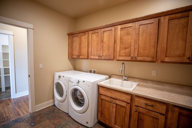 90 Ridgeline Lane, Bozeman, MT 59718