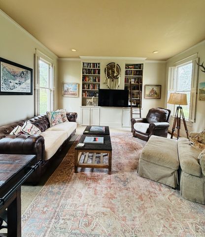 702 Washington Ave, Mount Pleasant, TN 38474