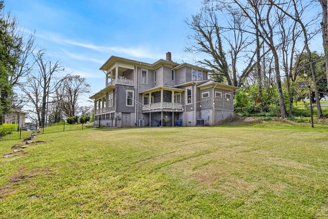 702 Washington Ave, Mount Pleasant, TN 38474