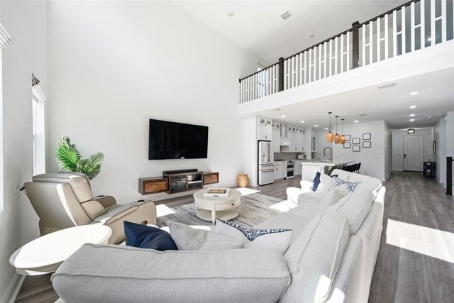 9211 WAVERLY WALK DRIVE, Orlando, FL 32817