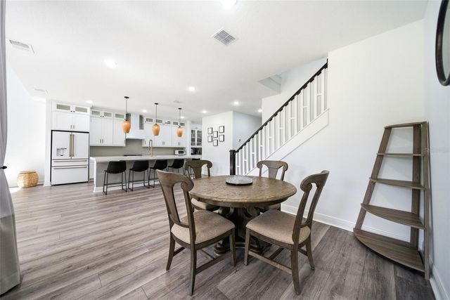 9211 WAVERLY WALK DRIVE, Orlando, FL 32817