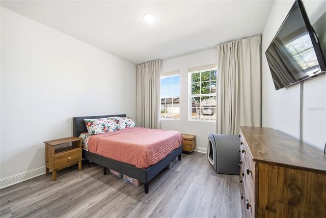 9211 WAVERLY WALK DRIVE, Orlando, FL 32817