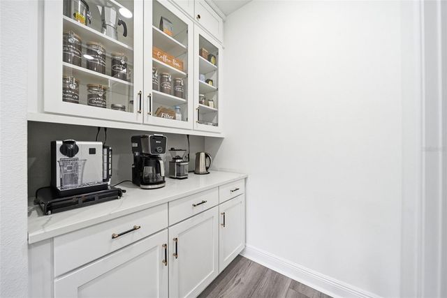 9211 WAVERLY WALK DRIVE, Orlando, FL 32817