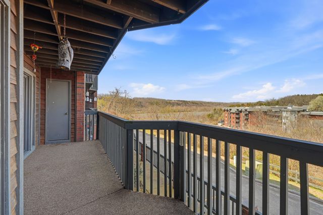 150 Sunken Forest Drive 10-245, Forsyth, MO 65653