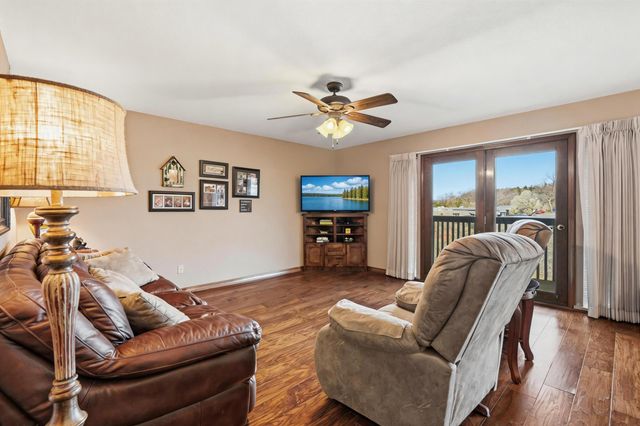 150 Sunken Forest Drive 10-245, Forsyth, MO 65653