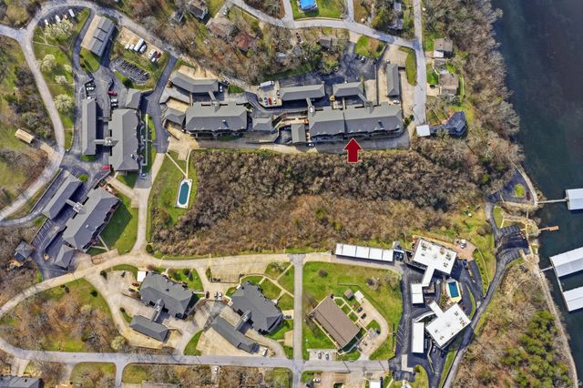 150 Sunken Forest Drive 10-245, Forsyth, MO 65653