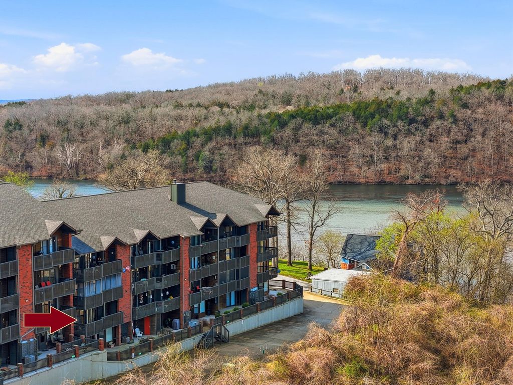 150 Sunken Forest Drive 10-245, Forsyth, MO 65653