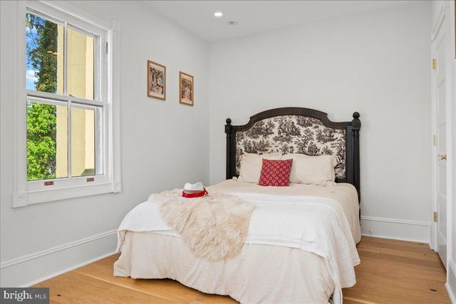 194 N CHANCELLOR ST, Newtown, PA 18940