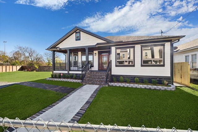 206 North Street, Houston, TX 77009