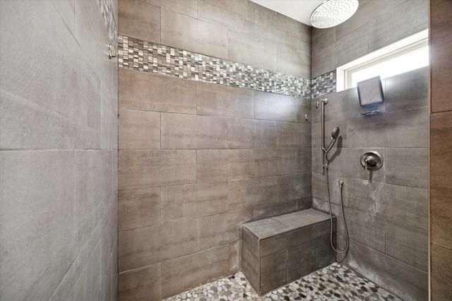 206 North Street, Houston, TX 77009