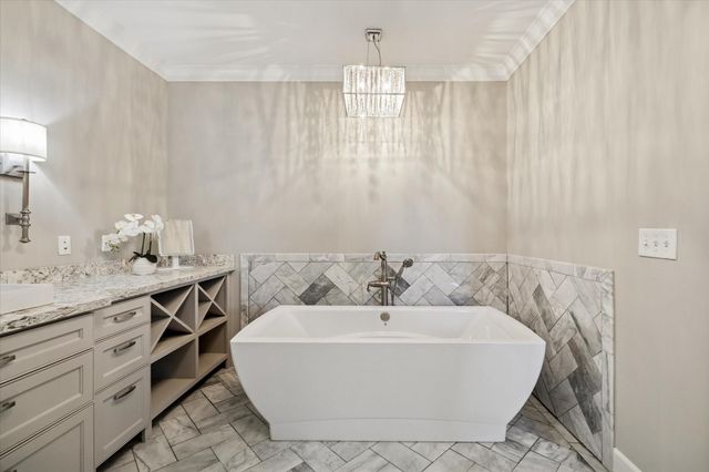 206 North Street, Houston, TX 77009