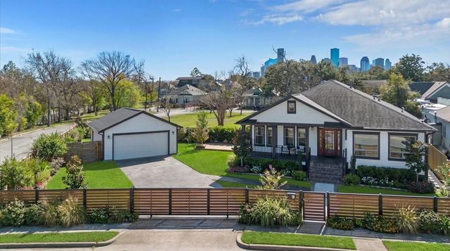 206 North Street, Houston, TX 77009