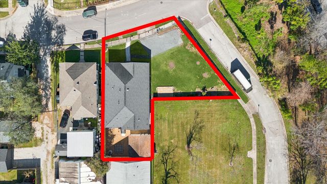 206 North Street, Houston, TX 77009