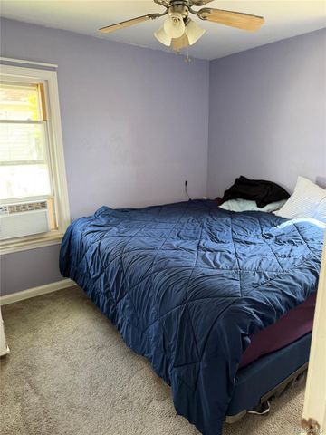 28120 ONeil, Roseville, MI 48066