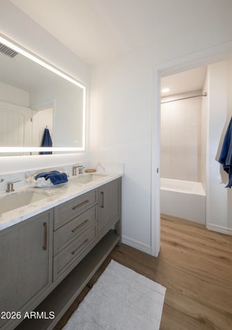 4041 E TETHER Trail, Phoenix, AZ 85050