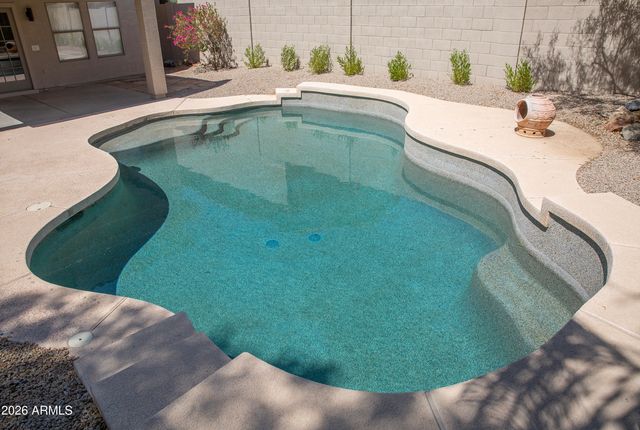 4041 E TETHER Trail, Phoenix, AZ 85050