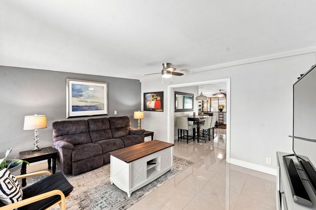 4110 NW 16TH Avenue, Oakland Park, FL 33309
