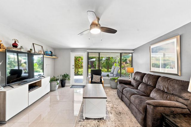4110 NW 16TH Avenue, Oakland Park, FL 33309