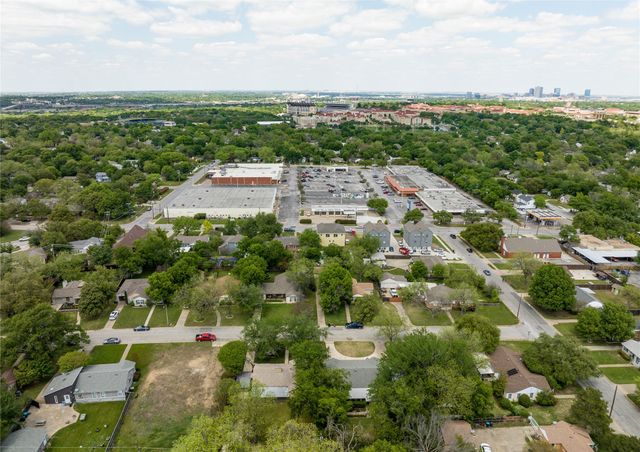 3559 Norfolk Road, Fort Worth, TX 76109