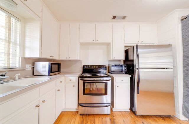 3559 Norfolk Road, Fort Worth, TX 76109